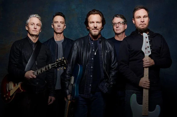 Pearl Jam Evolution - The White Tape Live
