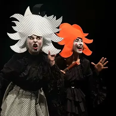 Cenerentola, Una Scarpetta Per Tre